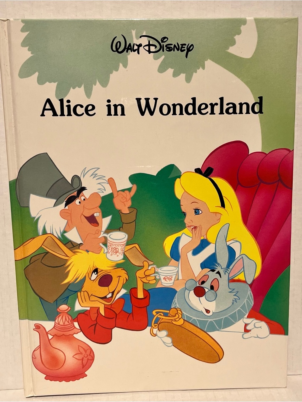 Vintage Hardcover edition of Walt Disney's Alice in Wonderland, Disney Classic